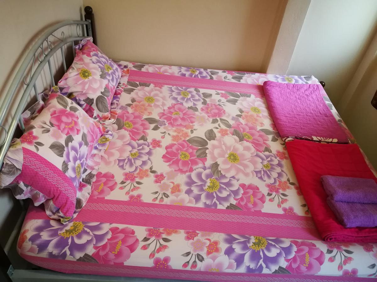 Ricos Honey Place Guesthouse Bangkok Esterno foto